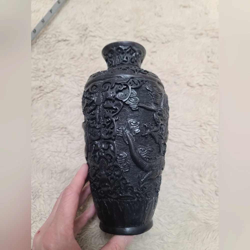 Vintage Chinese Black Embossed Double Dragon Cinnabar Style Decorative Vase - Picture 5 of 9